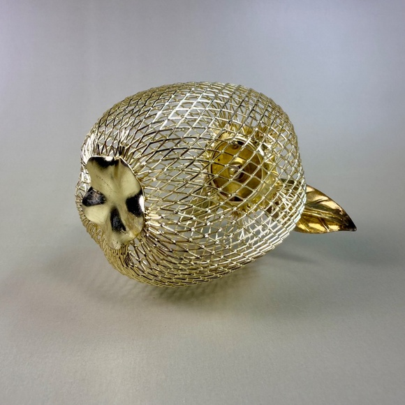 Vintage Gold Mesh Apple Figurine | Brass Look | 3.5" Decorative Accent - Picture 4 of 10